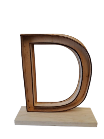 BASE DE LETRAS DE MADERA *D  ALTURA 27 CMS