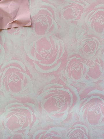ROLLO CELOFAN ROSAS/ROSA 70CM X 50M *RPRP