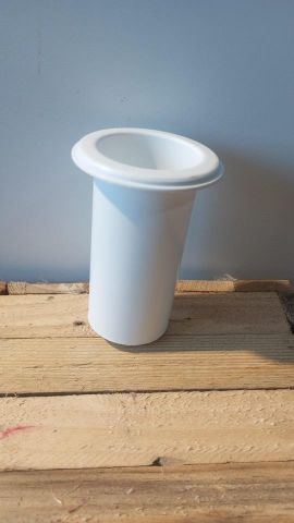 DEPOSITO PLASTICO Ø6 X X5,5 X 13 CMS D-48