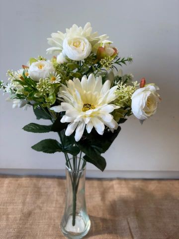RAMO GERBERA RANUNCULO *BLANCO 5733